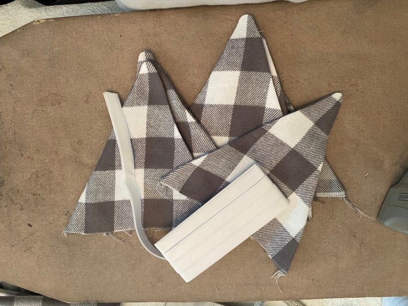 The Blue Building Antiques Shopatblu Flannel Projects How to Embellish Hand Towels crafting with flannel pennants